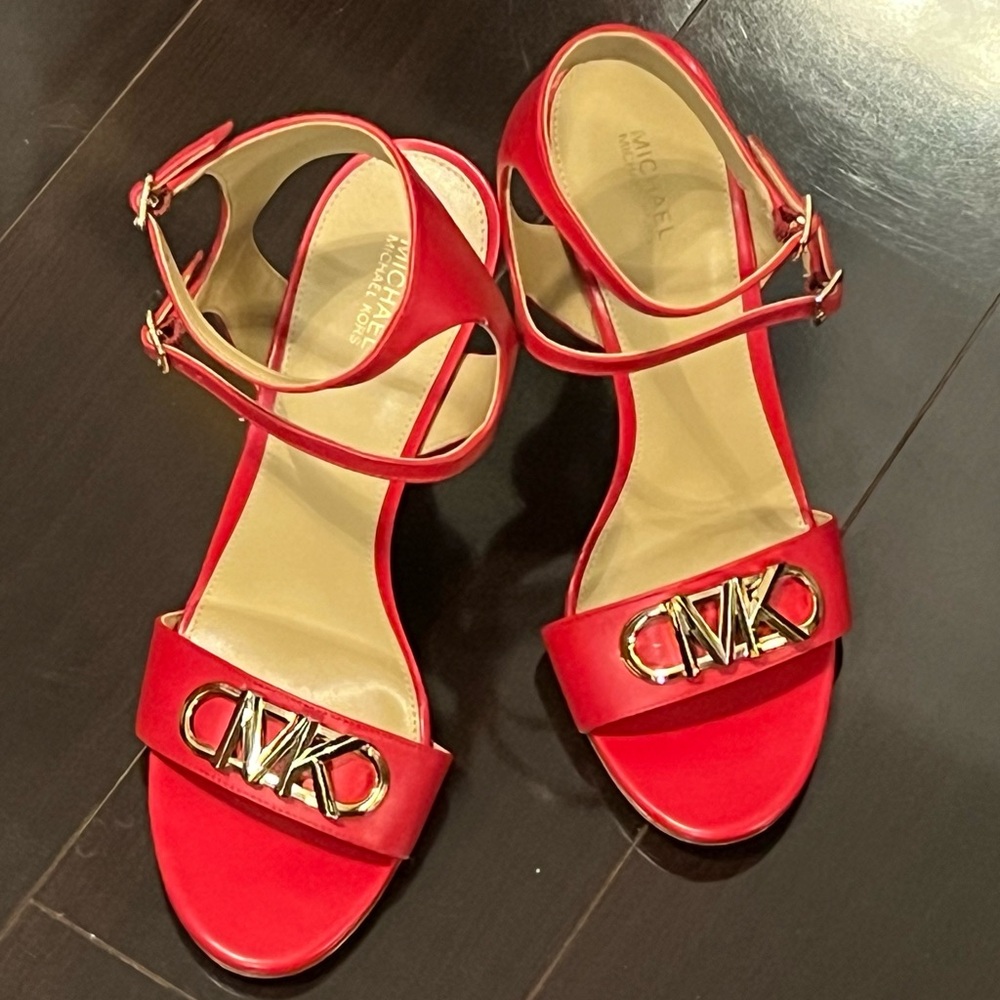 Michael Kors Red Ankle Strap heel sandals sz 9 -$160 MSRP